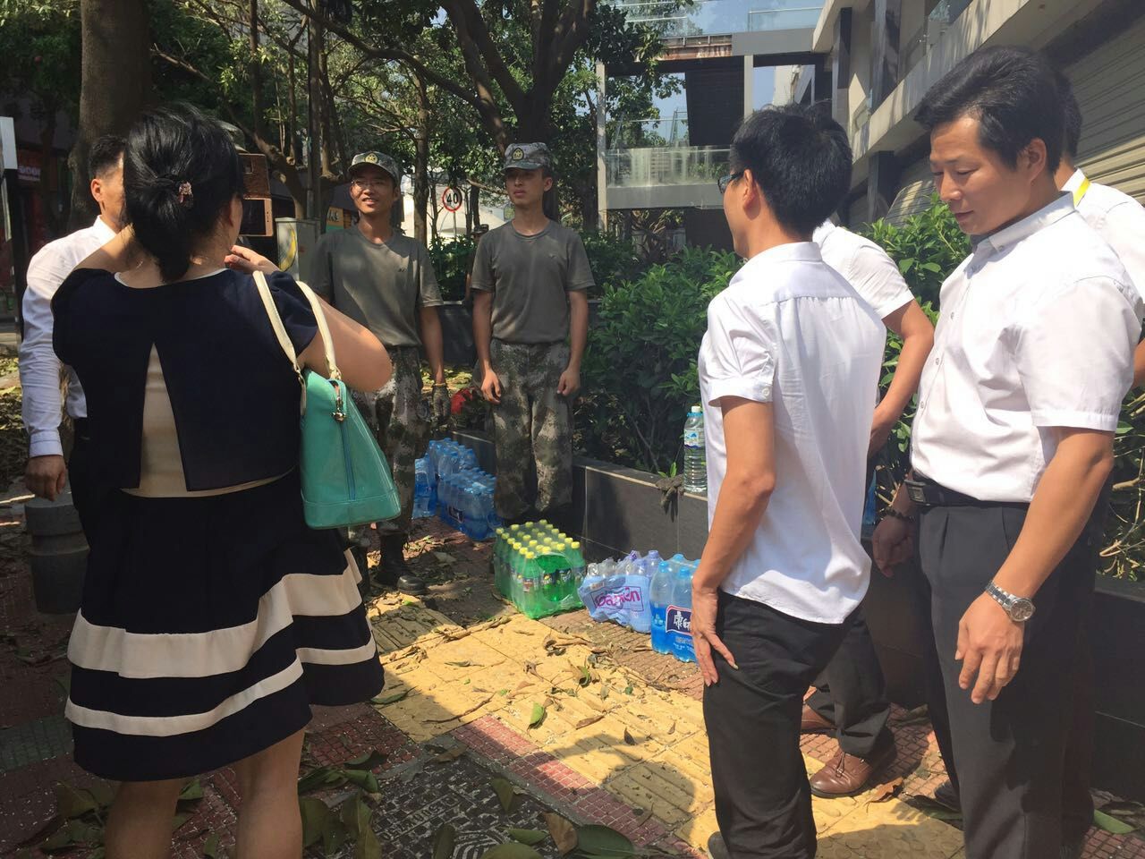 �B�T������˾������(z��i)���ؽ��x�����(d��ng)