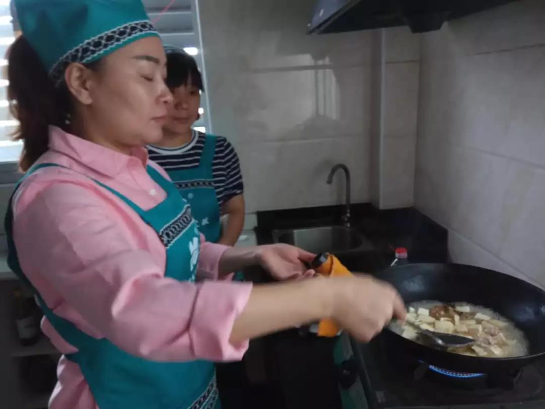 ��֦����һ���@���⣬��ȸ����ɩ��Ӗ(x��n)���f(w��n)��